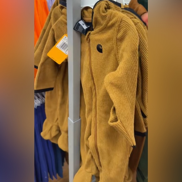 Carhartt onesie 6-9 month - Picture 1 of 1